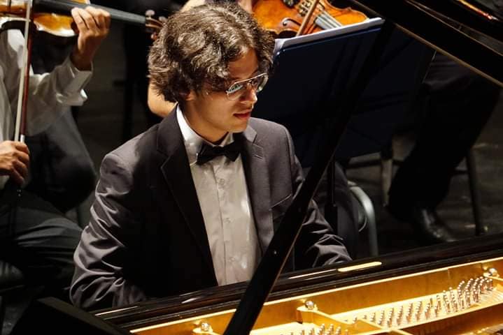 Ervino Rieger - 3º Lugar no E-COMPETITION PIANO EM FOCO 2020